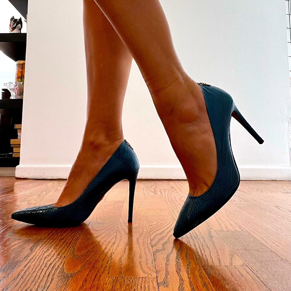 Cesare Paciotti Pumps